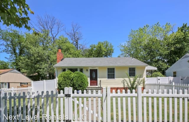 10017 Montauk Ave - 10017 Montauk Avenue, North Bethesda, MD 20817