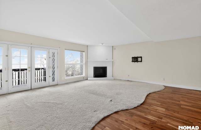 Airy 2BR Townhome in Lakewood photos photos