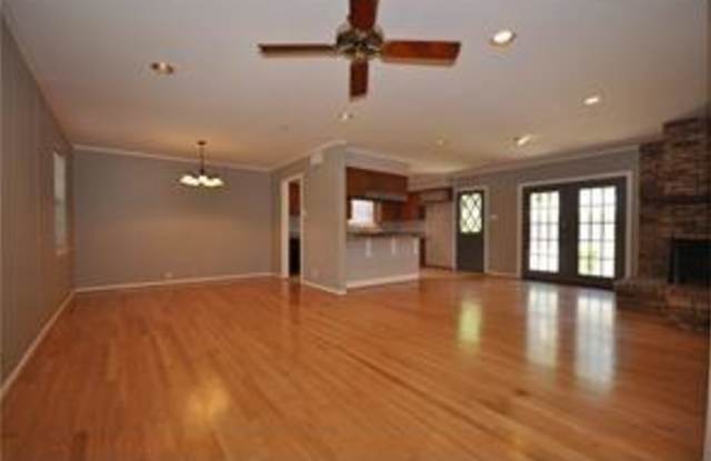11712 Cimarec Street Gallery 4