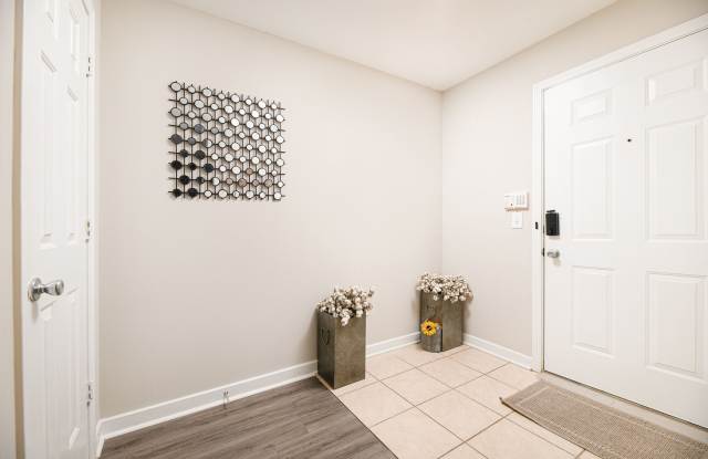 Spring Lake Apartments Gallery 2