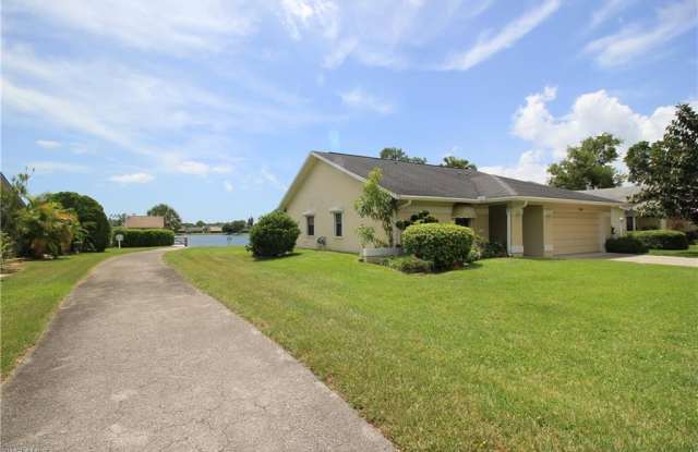 1300 Monarch CIR Gallery 2