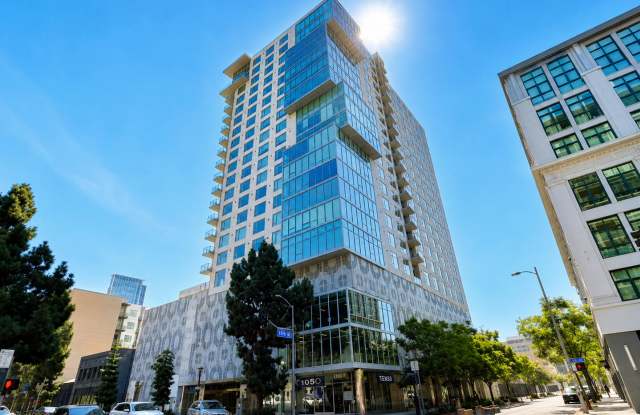 2 bedroom 2 bath Highrise photos photos