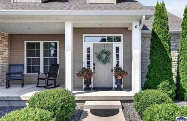 Beautiful 3 bedroom, 2 bath located on the east side of Terre Haute Gallery 4
