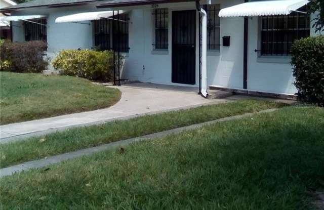 3325 LEWIS COURT - 3325 Lewis Court, Orlando, FL 32805