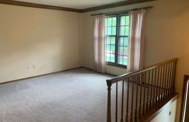 7705 RIDGEMONT DR Gallery 2