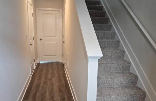 180 SIOUX Loop Gallery 2