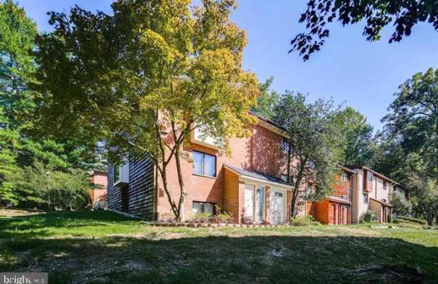 7334 MOSSY BRINK COURT Gallery 2