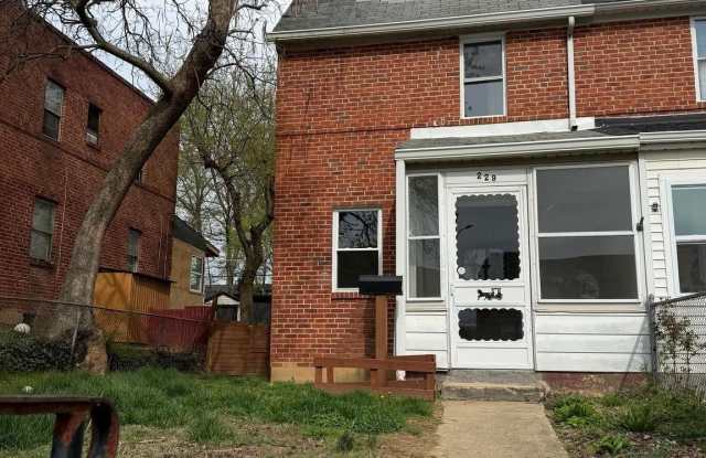 229 ENDSLEIGH Avenue photos photos