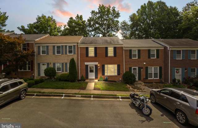 5451 CALVIN COURT Gallery 4