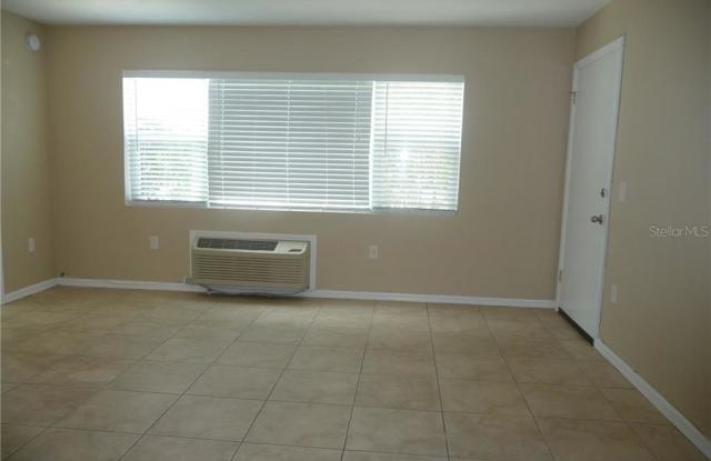 2666 SAINT JOSEPH DRIVE W Gallery 2