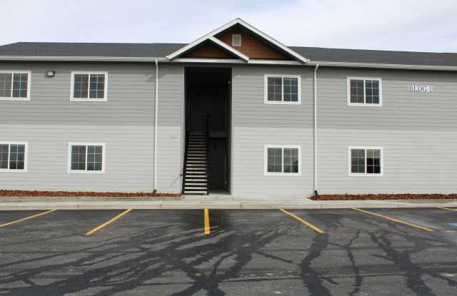 665 Heyburn Avenue West photos photos