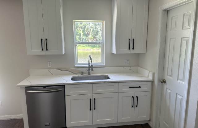 108 Wilson Bay Court Gallery 3