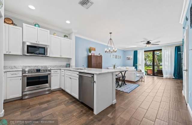 4208 N Dixie Hwy - 4208 North Dixie Highway, Oakland Park, FL 33334