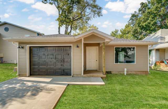 College students welcome! Brand new 3 bedroom | 2 bathroom | 1 car garage home -- Walking distance to MSU and downtown! photos photos