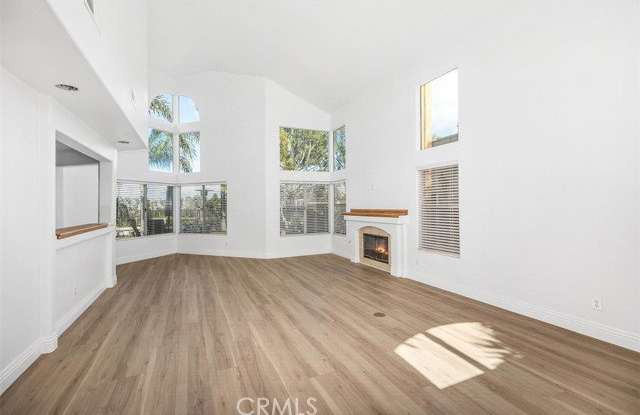 3 Genoa Gallery 2