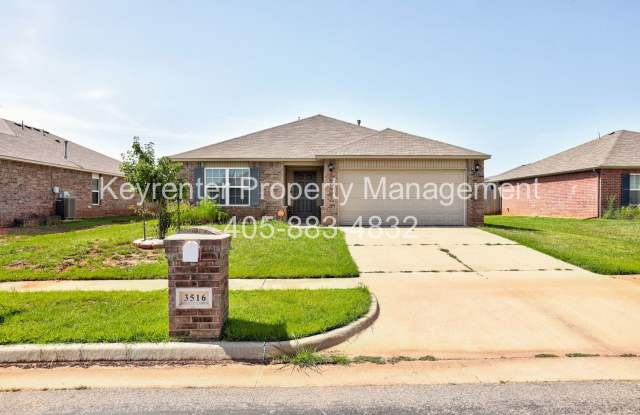 Beautiful 3-Bedroom Home with Easy Access to I-35 & I-240 photos photos