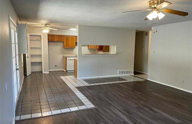 7245 Windcrest Lane Gallery 3