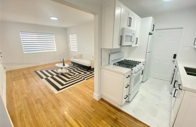 815 W 39th St - 815 West 39th Street, Miami Beach, FL 33140