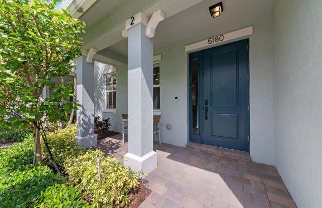 5180 Eucalyptus Dr photos photos