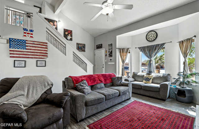 3712 La Cuesta Drive Gallery 3
