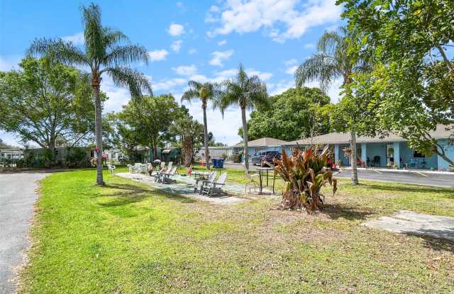 10464 106th Ave N photos photos