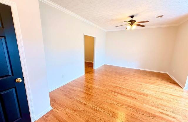 Brick Townhome in Meadowbrook! Gallery 4