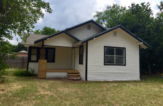 2417 S 18th St - 2417 South 18th Street, Abilene, TX 79605