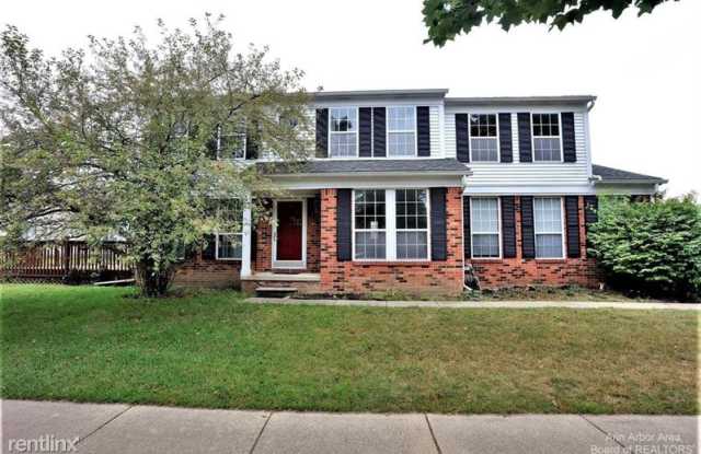 3268 Monument photos photos