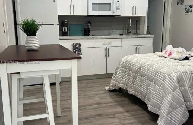 222 SW 8th St photos photos