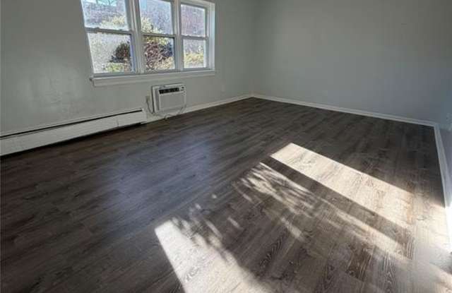 270 Oak Gallery 3