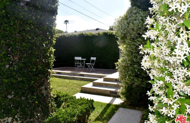 8842 DORRINGTON AVE - 8842 Dorrington Avenue, West Hollywood, CA 90048