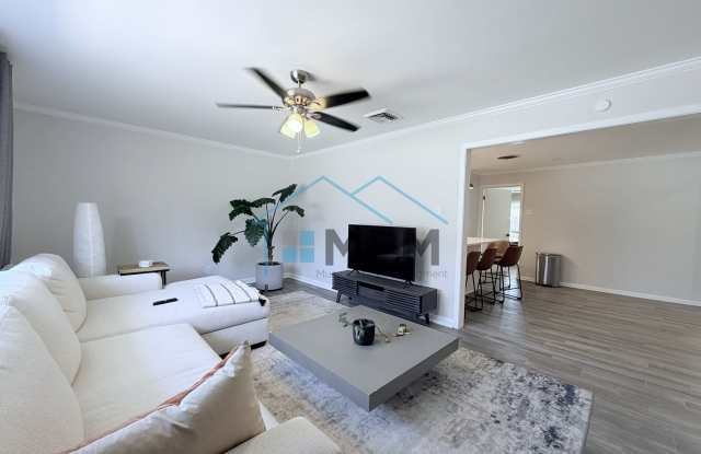 1706 Lexington Avenue photos photos