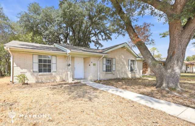 2517 Greenhill Drive Gallery 3