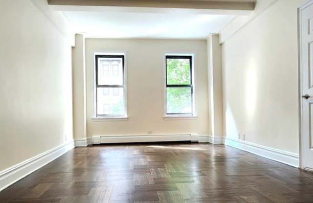 149 W 79th St Gallery 4