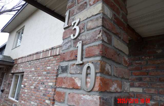 3 Bedroom Duplex - 1310 X Avenue, La Grande, OR 97850