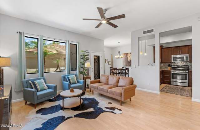 8270 N HAYDEN Road unit: 1033 photos photos