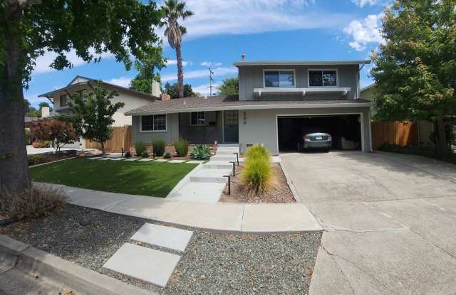 6 bed 3 bath Spacious home near Cal Poly Gallery 4