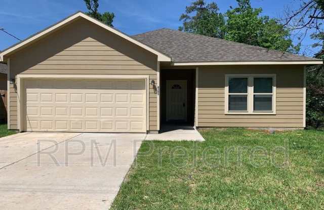 8205 Claiborne - 8205 Claiborne Street, Houston, TX 77078