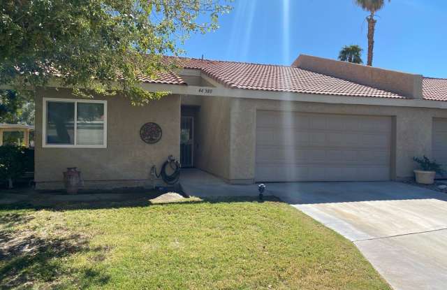 COMING SOON! BEAUTIFUL 2-Bedroom 2 -bathroom UNFURNISHED Condo in La Quinta Palms! photos photos
