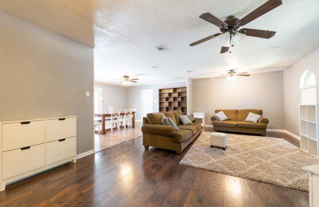 Spacious Home for Rent! Gallery 4