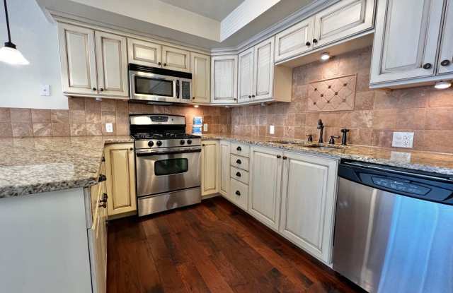 Charming Home Near CSU Campus – Move-In Ready + $100 Amazon Gift Card! photos photos