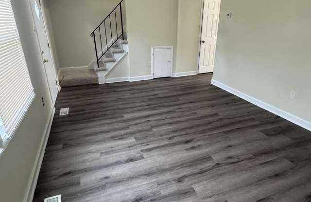 12703 MILLSTREAM Drive Gallery 3