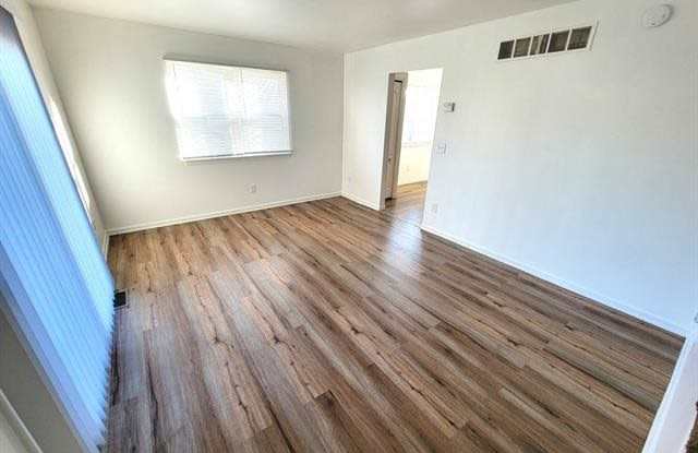 2314 12TH Street Gallery 4