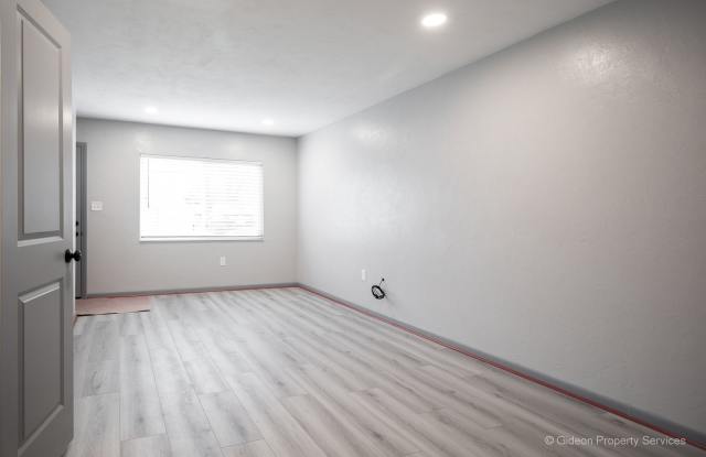 Beautiful Fully Renovated 2/1.5 in Phoenix - 2612A Gallery 4