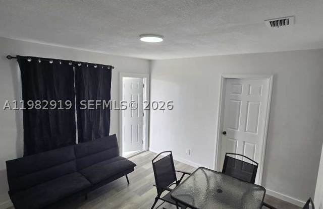 26633 SW 138th Ct Gallery 3