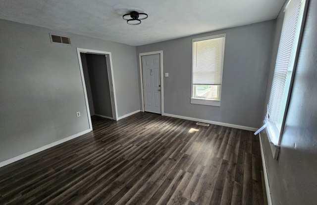 Spacious, northside getaway! Gallery 3