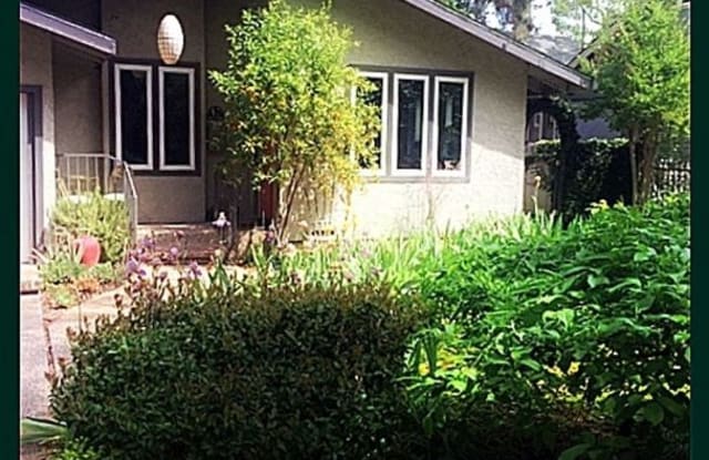 570 Vallombrosa Way, Chico CA - 570 Vallombrosa Way, Chico, CA 95926