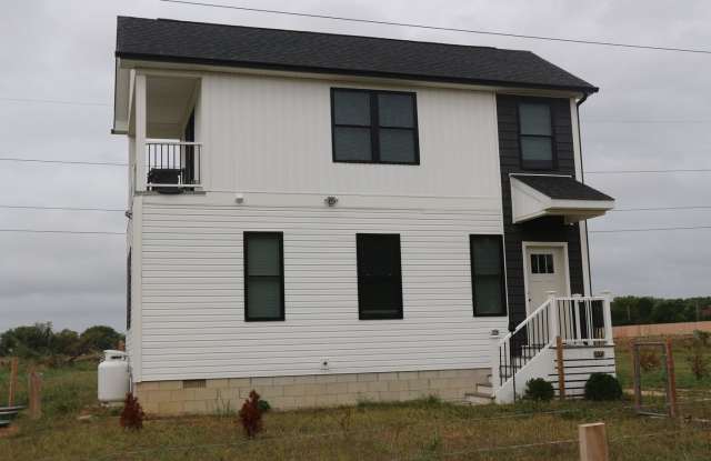 For Rent: Family-Friendly 2-Bedroom Home near Bayhealth Hospital and Milford, $1,675.00/month photos photos For Rent: Family-Friendly 2-Bedroom Home near Bayhealth Hospital and Milford, $1,675.00/month photos photos