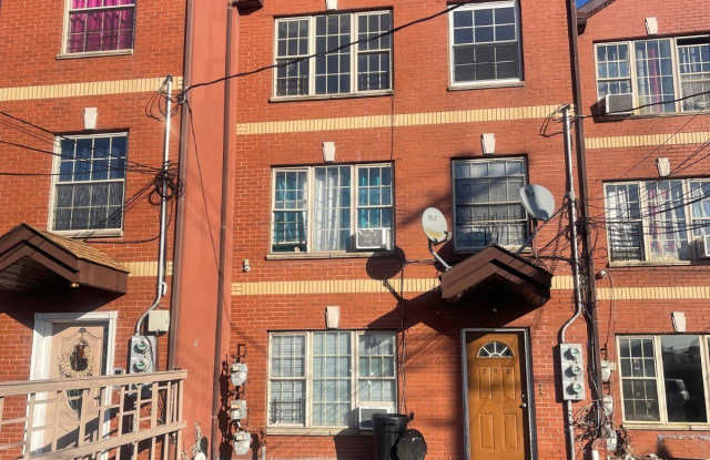 793 Fountain Ave photos photos