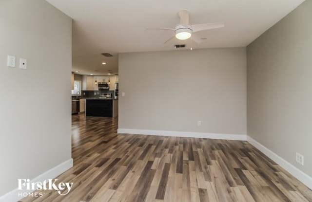 1416 Carlson Drive Gallery 3